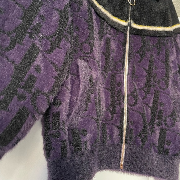 Y2K Black and Purple fuzzy Zip-Up 1/4 sleeve bomber size S/M NWOT - Picture 2 of 6